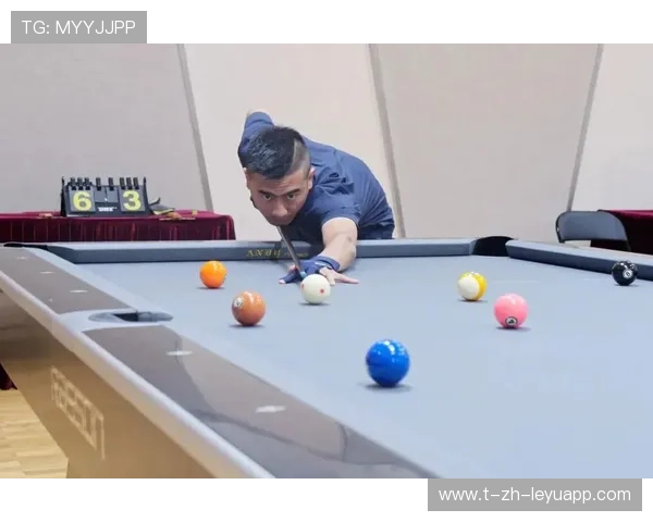 台球九球比赛选手清台速度惊人