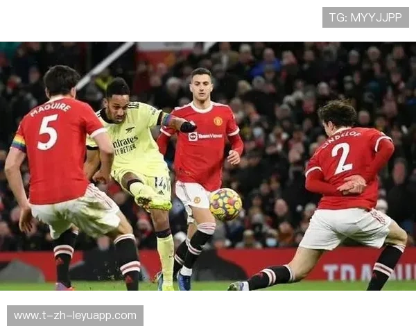 奥巴梅杨边路切入连续制造威胁 奥巴梅杨边路切入连续制造威胁