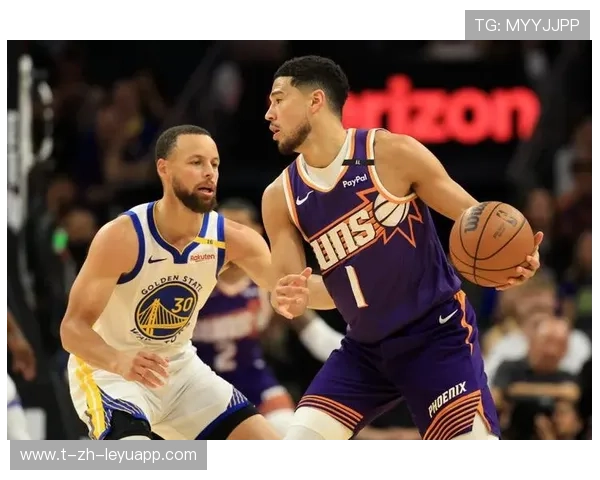 勇士团队内外线联动帮助赢得关键战 勇士团队内外线联动帮助赢得关键战